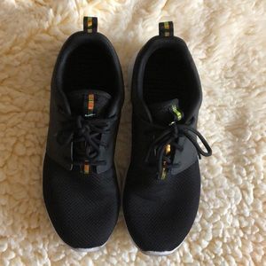 Nike Women’s Tennis Shoes